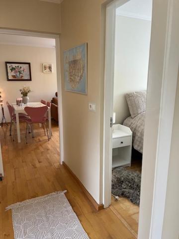 Charming 3 Bedroom Apartment Акурейри Екстериор снимка